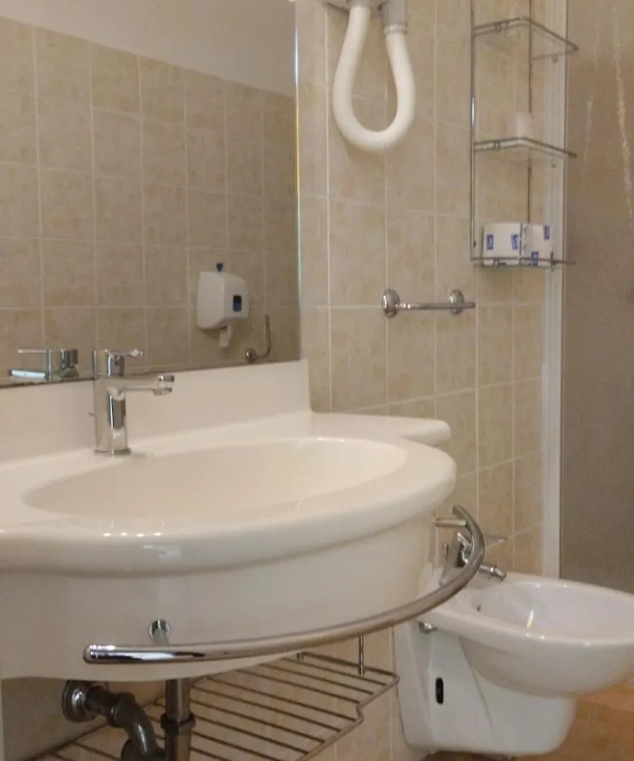 פרדורה Mc Hotel